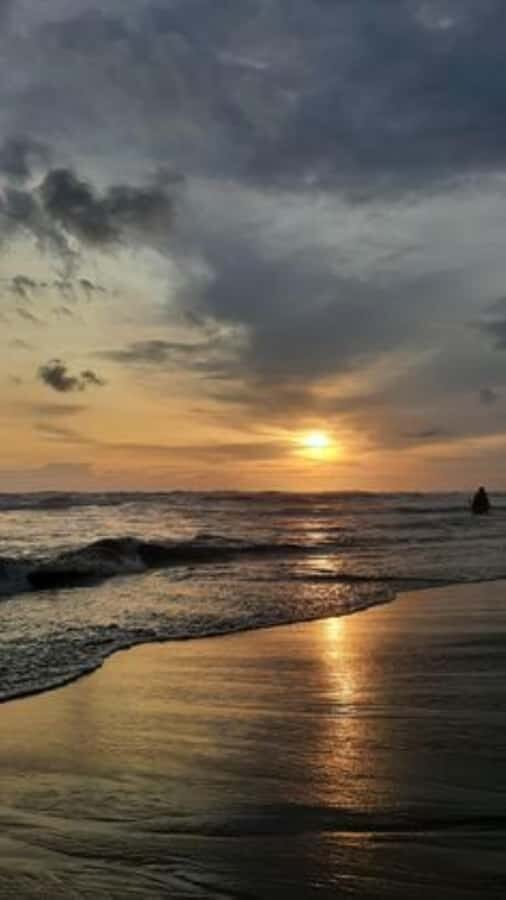 Yogyakarta: Parangtritis Beach Sunset Experience - What to Expect During Your Visit
