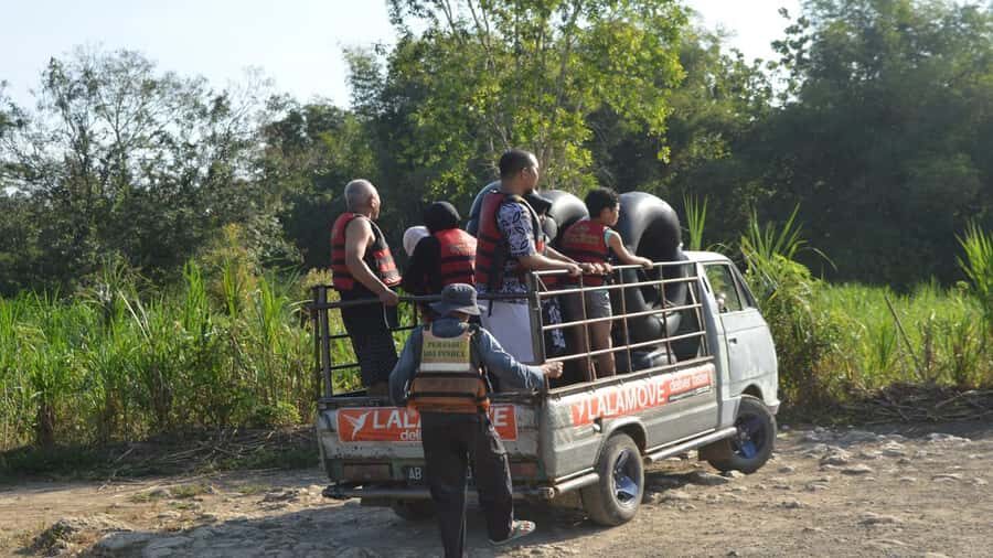 Yogyakarta: Pindul Cave Tubing & Mt. Nglanggeran Sunset Tour - An Authentic Adventure in Yogyakarta