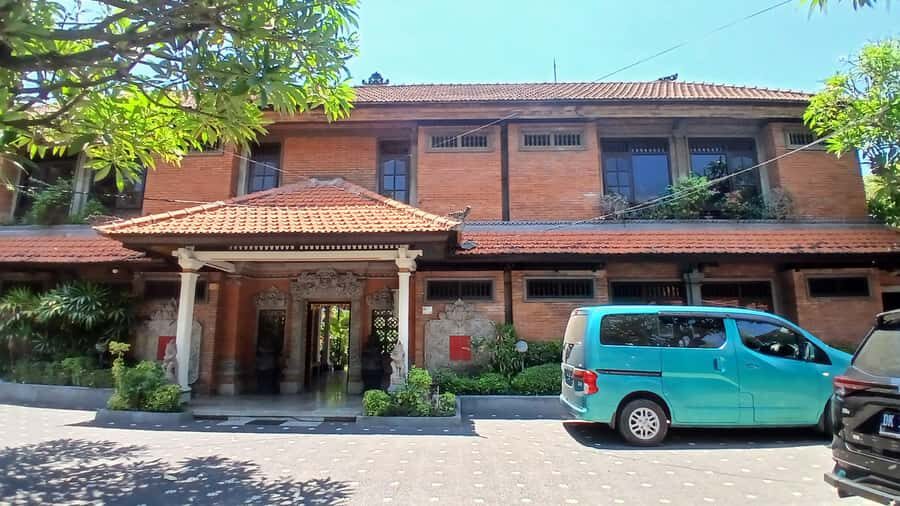 Yogyakarta: Plaosan & Prambanan Temples Tour with Guide - Exploring Yogyakarta’s Sacred Sites: An In-Depth Review