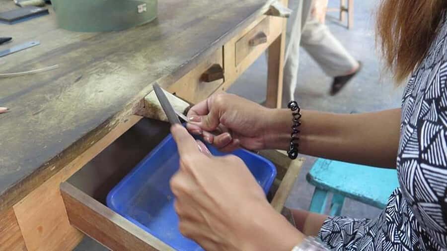 Yogyakarta: Prambanan Temple, Kota Gede & Beach Tour - What To Expect from the Experience