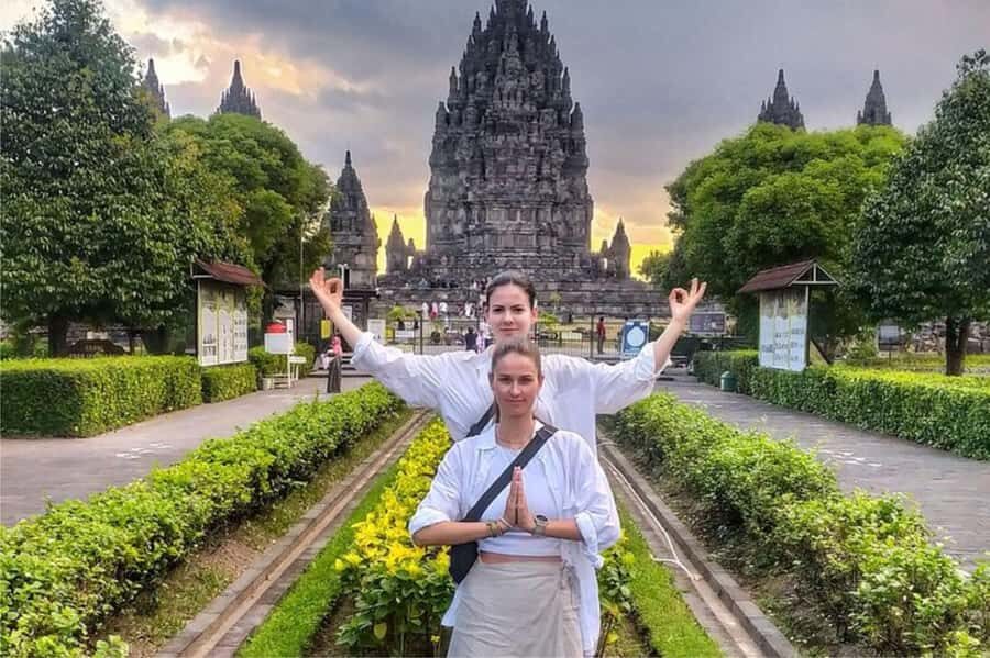 Yogyakarta: Private Custom Women-Only Tour with Female Guide - What to Expect from Your Day in Yogyakarta