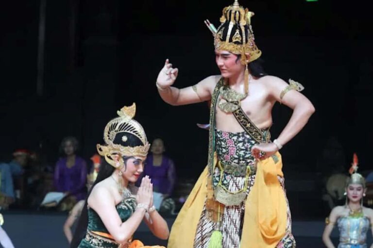 Yogyakarta: Ramayana Show with Transfer, Entry Fee & Dinner - What Travelers Should Know