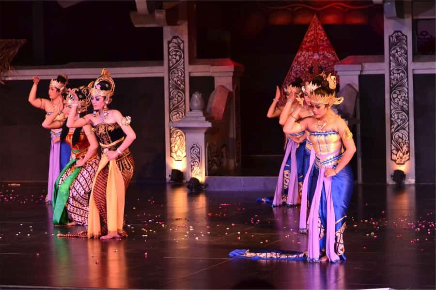 Yogyakarta: Ramayana Show with Transfer, Entry Fee & Dinner - Practical Tips for Travelers