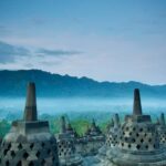 Yogyakarta: Setumbu Sunrise, Borobudur & Prambanan Day Tour - Jumping into the Day — What to Expect