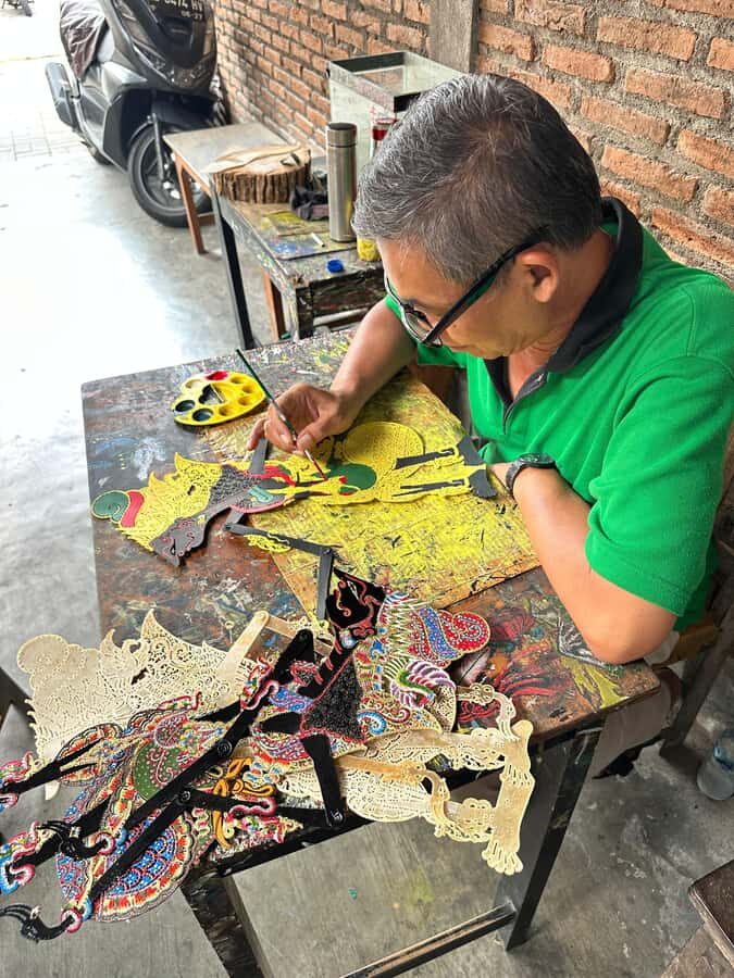 Yogyakarta: Sultan's Palace & Tamansari Guided Walking Tour - Why You Should Consider This Tour