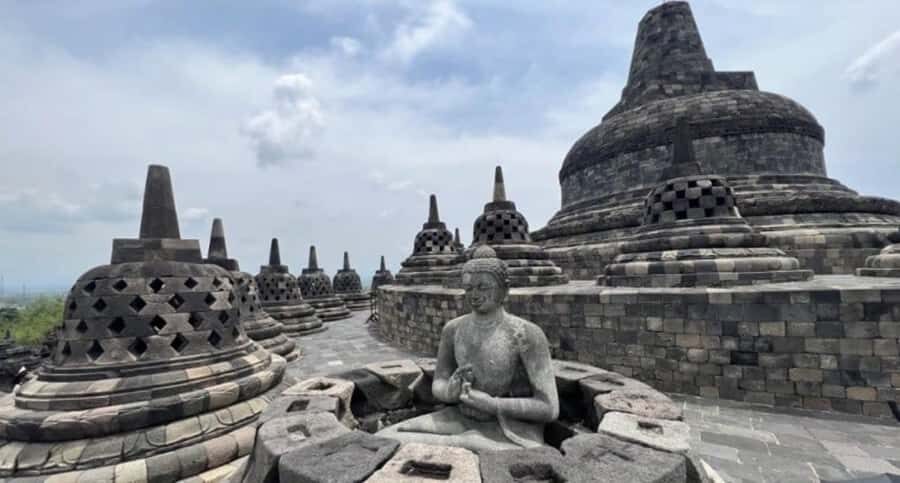 YOGYAKARTA; SUNRISE FROM THE HILL AND BOROBUDUR CLIMB UP.. - Who Will Love This Tour?  