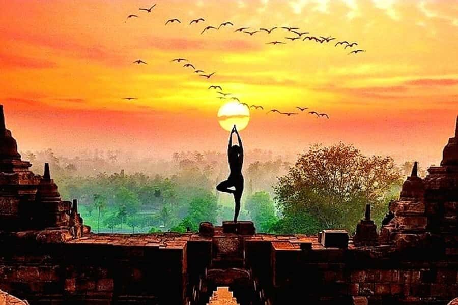 Yogyakarta; Sunrise Hill/Borobudur climb up & Prambanan - Why This Tour Stands Out