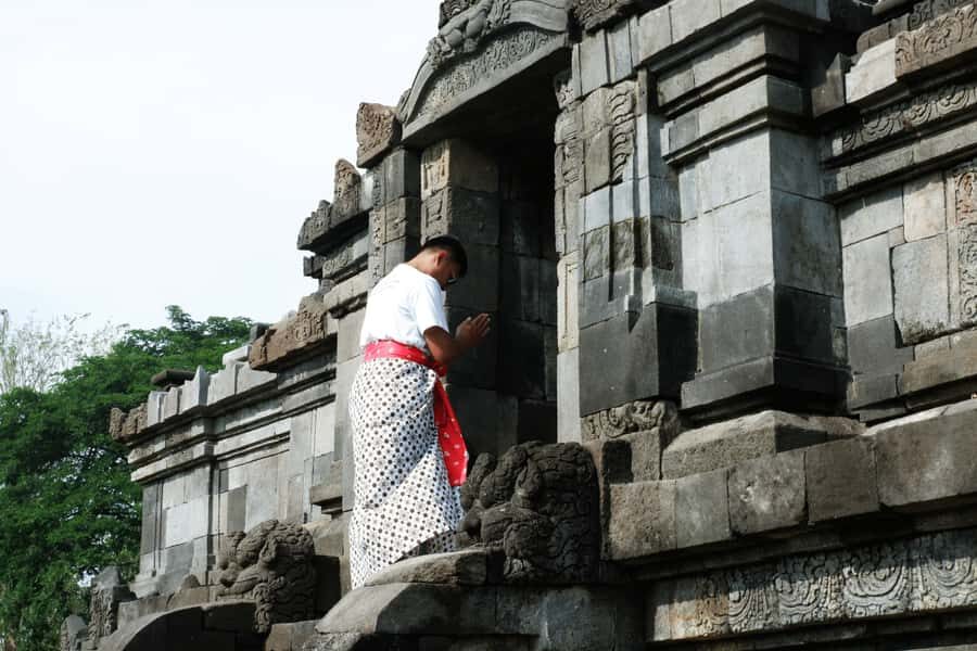 Yogyakarta: Unveiling Javanese Temple - Exploring the Itinerary in Detail
