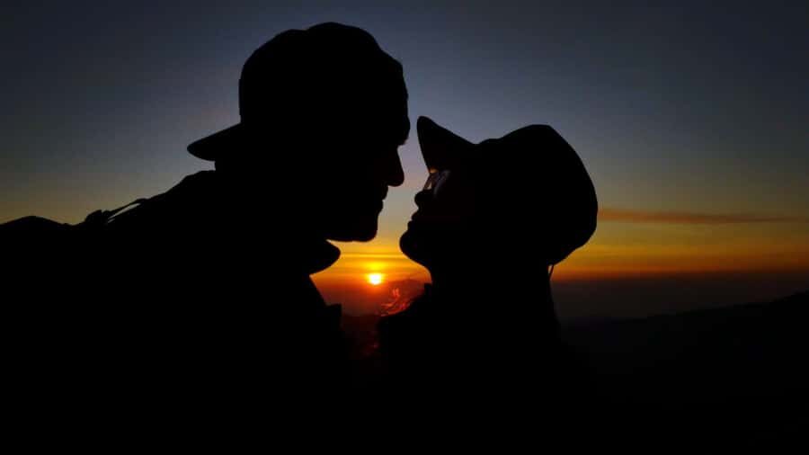 Yogyakarta : VW Borobudur Setumbu Sunrise Guide Tour - The Experience in Context