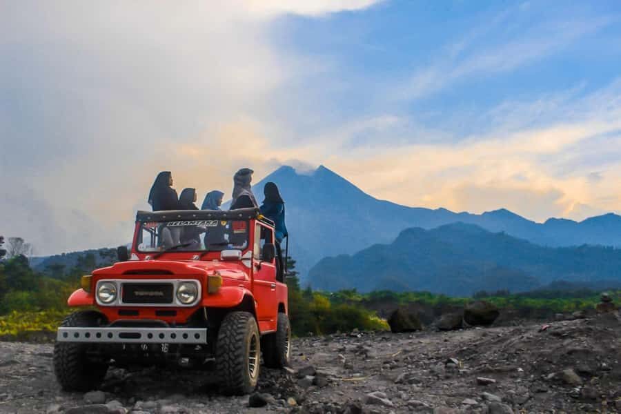Yogyakarta:Mount Merapi volcano Jeep safari Guided Tour - The Experience in Detail