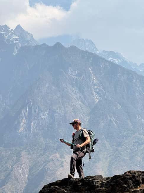 Yunnan: Private 2-Day Tiger Leaping Gorge Hiking Tour - What Travelers Can Expect