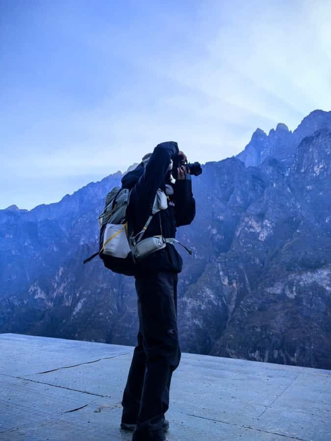 Yunnan: Tiger Leaping Gorge Day Hiking Tour in Lijiang - A Closer Look at the Itinerary