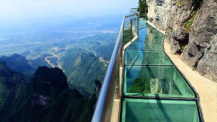 Zhangjiajie 1 Day Tour Glass Bridge & Tianmen Light Show - Details That Make a Difference