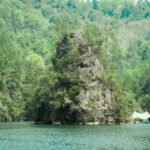 Zhangjiajie: Baofeng Lake or Huanglong Cave Day Trip - An Authentic Look at the Day Trip