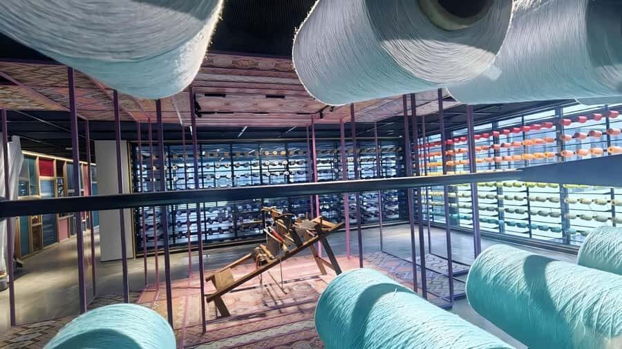 Zhangjiajie: Baofeng Lake & Tujia Brocade Weaving Tour - Why This Tour Offers Real Value  