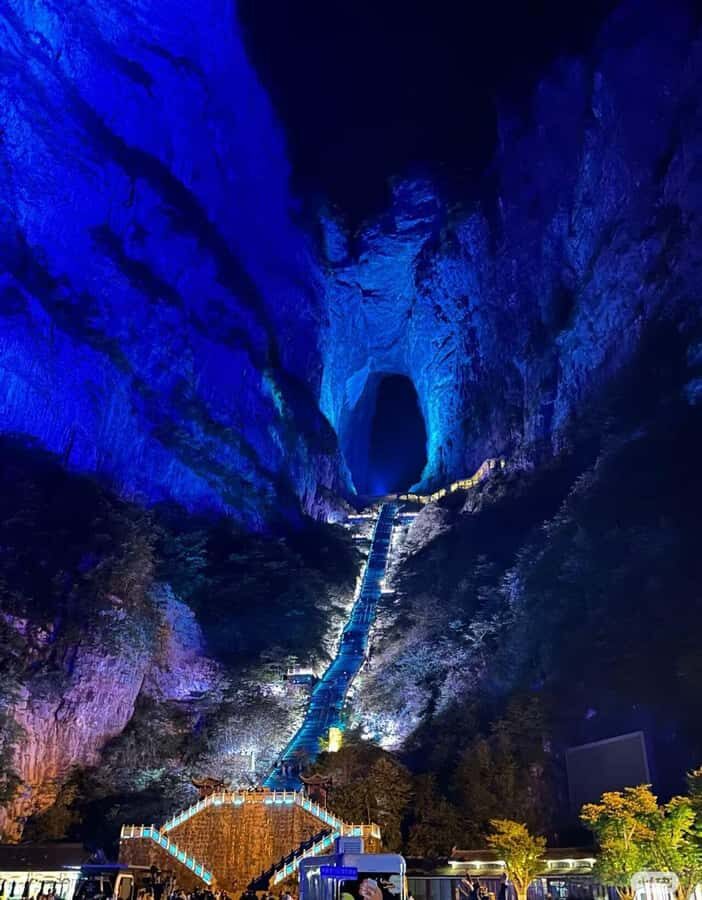 Zhangjiajie Day Tour: Avatar Mountain & Tianmen Night Views - What to Expect from the Itinerary