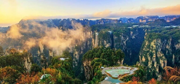 Zhangjiajie: Private Day Tour to Explore Avatar Mountain - The Itinerary in Detail