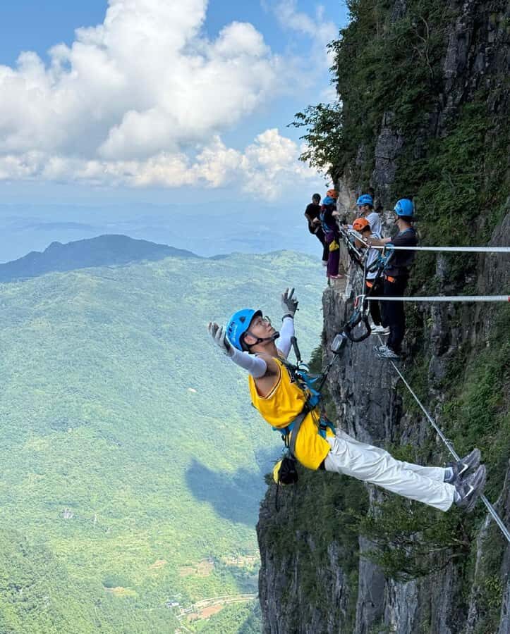 Zhangjiajie: Qixing Mountain & 72 Odd Towers Night Tour - What the Tour Means for You