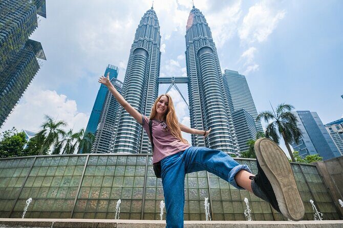 2D1N Tour from Singapore: Malacca Heritage & KL City Highlights - Day 1: Exploring Malacca’s Heritage