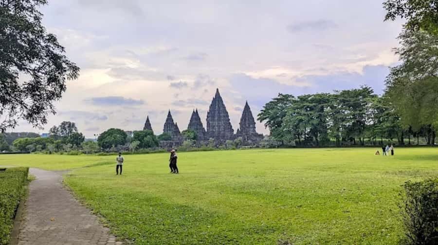 2DTour Borobudur, Prambanan Temples & Jomblang, Pindul caves - A Deep Dive into the 2-Day Yogyakarta Tour