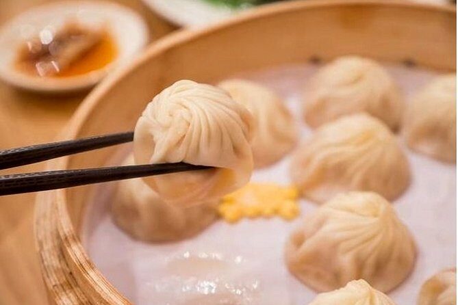 4-Hour Nanxiang Ancient Town Private Tour with Dumpling Tasting - The Itinerary in Detail: What to Expect