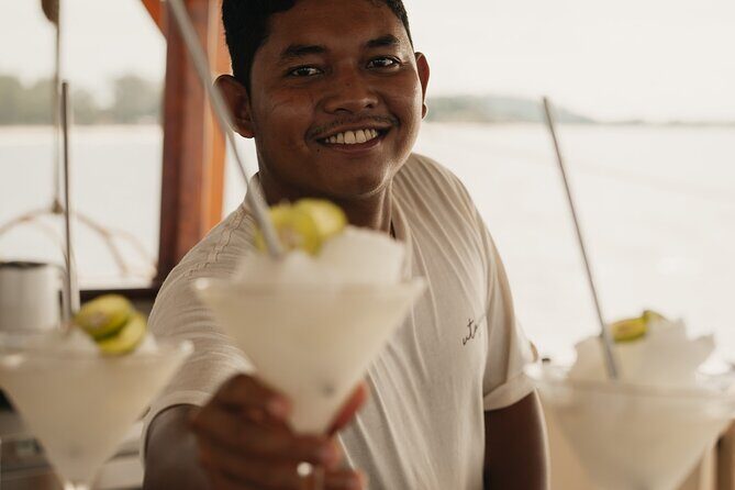 4-in-1 Nusa Lembongan Breakfast and Snorkel Catamaran Cruise - What Travelers Should Know