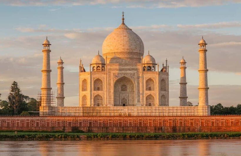 Agra: Taj Mahal, Agra Fort & Elephant Rescue Centre Tour - FAQ