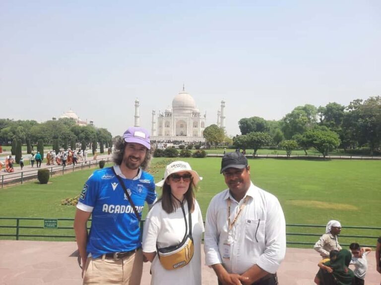 Agra: Taj Mahal and Mausoleum Guided Tour Skip-the-Line - The Booking and What to Expect