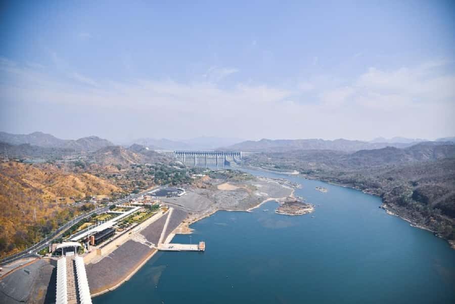 Ahmedabad: Statue of Unity Guided Day Trip with Hotel Pickup - Practical Details and Tips