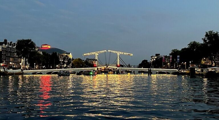 Amsterdam Canal Cruise: Day or Sunset?