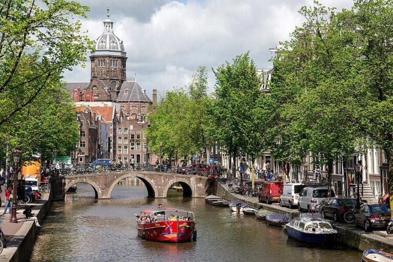 Amsterdam HOHO: Bus, Boat, or Both?