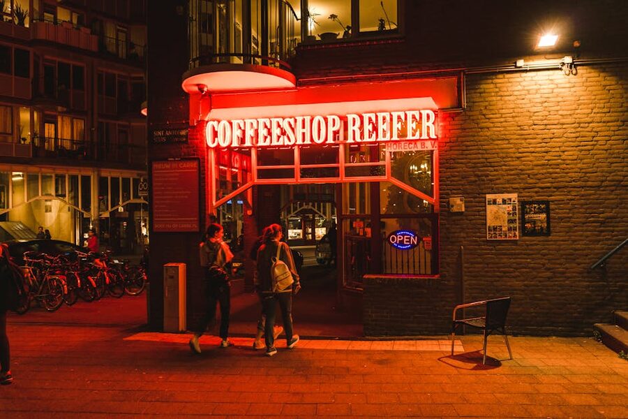 Coffeeshop Reefer at night in Amsterdam