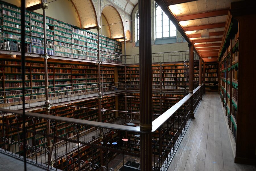 Cuypers Library books and shelves Rijksmuseum