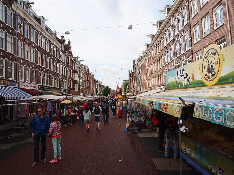 Albert Cuypstraat stalls Amsterdam De Pijp