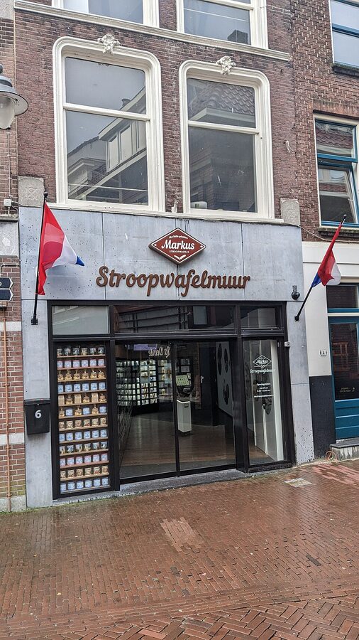 Gouda stroopwafel mural at Markus Stroopwafels
