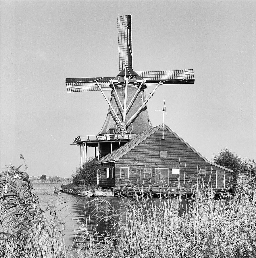 De Kat working paint mill at Zaandam