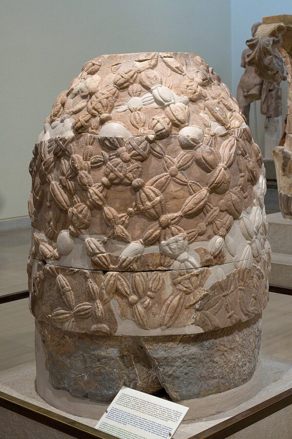 Omphalos navel stone Delphi museum carved