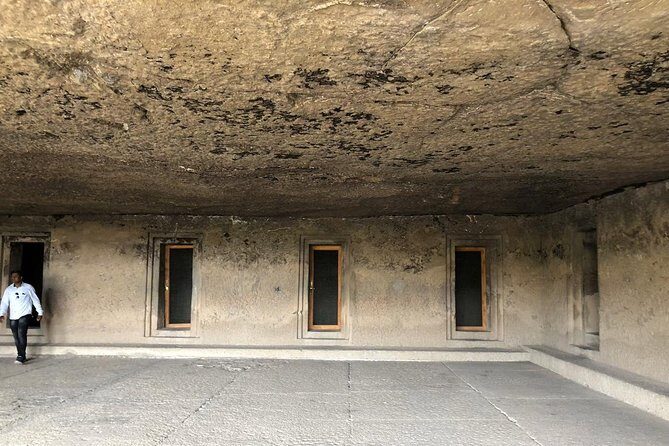 Audio Guided Tour Of Ellora Buddhist Caves, Aurangabad on HopOn India App - Who Should Consider This Tour?