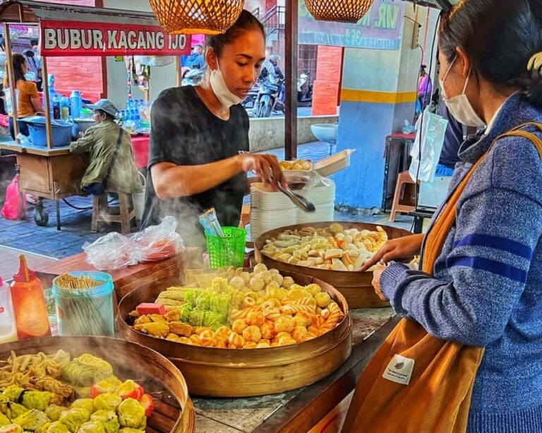 Bali: A Taste of Local Life with Over 15 Different Tastings - What Makes This Tour Special?
