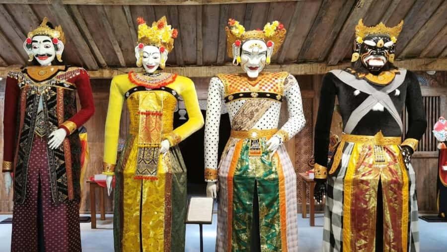 Bali: Cultural, Spiritual, and Nature Tour with Guide - Exploring Bali’s Cultural Heart: Setia Darma House of Masks and Puppets