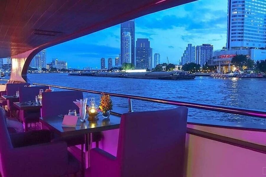 Bangkok: Evening Dinner Cruise with Live Music Chao Phraya - Who Will Love This Cruise?