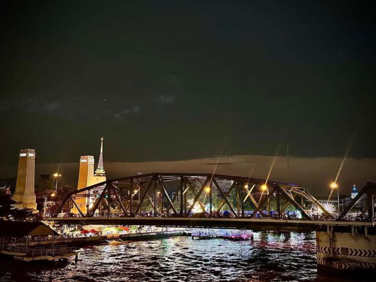 Bangkok: Flower Market, Heritage Short Tour with Thai Buffet - A Closer Look at the Tour Experience