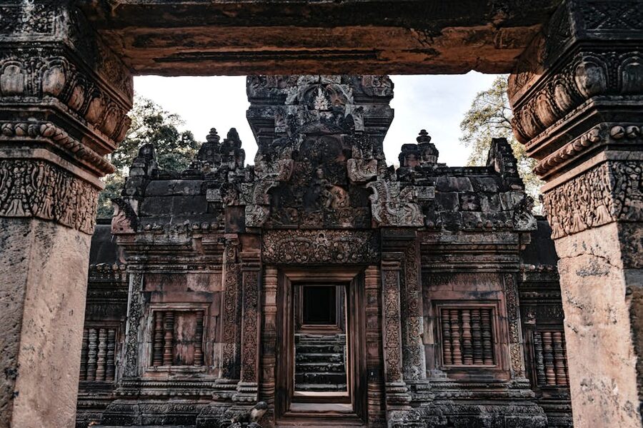 Close-up of intricate carvings at Banteay Srei