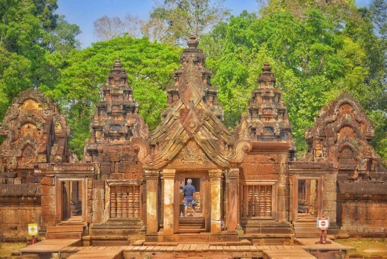 Banteay Srei Temple Tour from Siem Reap: How to Book the Citadel of Women