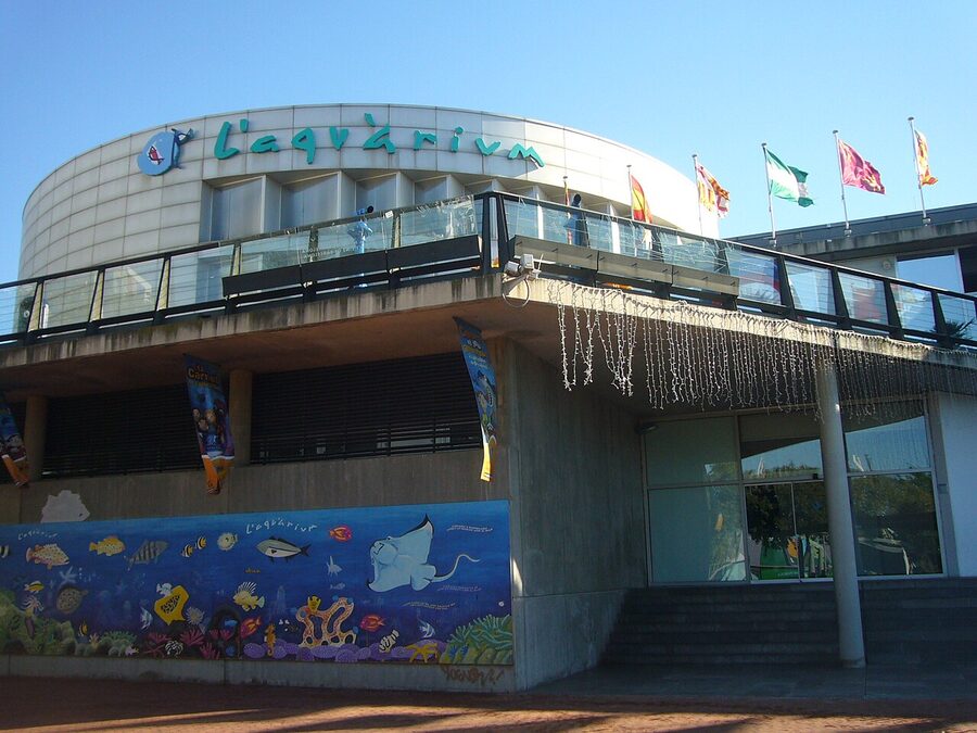 Barcelona Aquarium building exterior at Port Vell