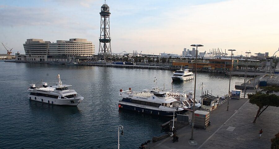 Las Golondrinas tourist boats at Barcelona port