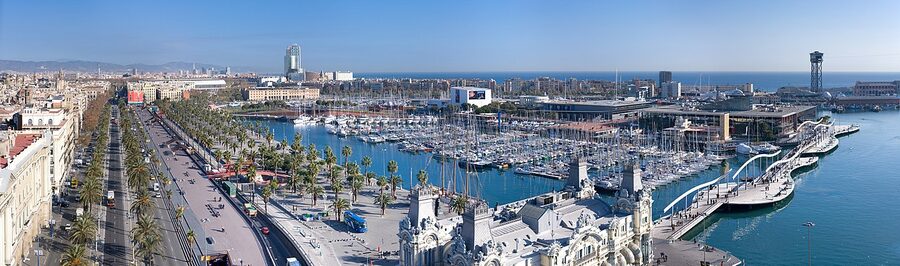 Aerial view of Port Vell Barcelona showing the aquarium building