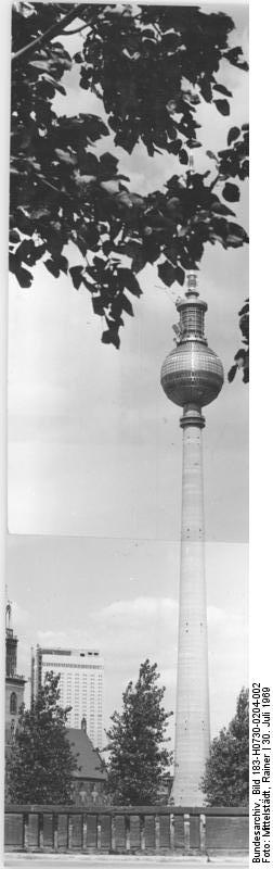 Berlin Fernsehturm sphere assembly in 1969