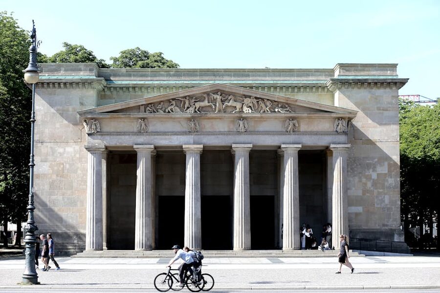Neue Wache memorial Berlin Unter den Linden facade