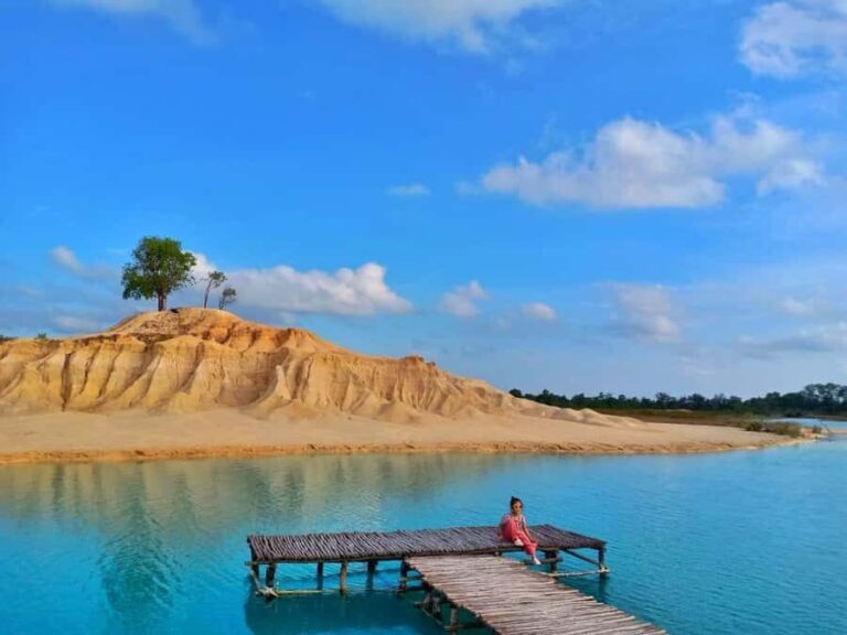 Bintan Ultimate Nature Package: Bintan Desert & Blue Lake - Transportation & Price